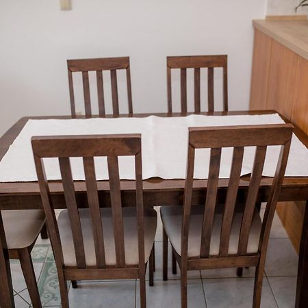 Apartments And Rooms By The Sea Supetarska Draga - Gornja, Rab - 11579 客房 照片