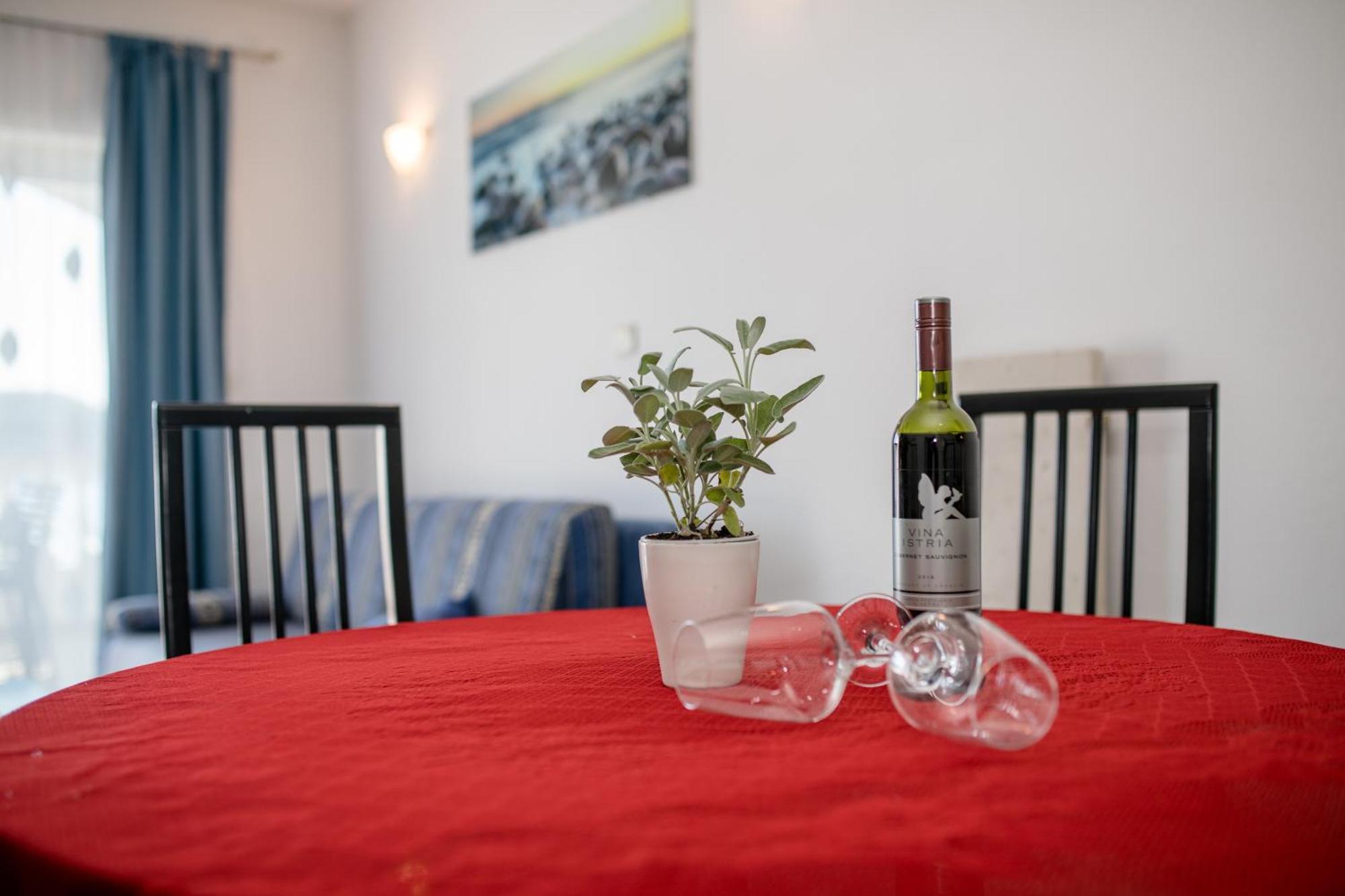 Apartments And Rooms By The Sea Supetarska Draga - Gornja, Rab - 11579 客房 照片