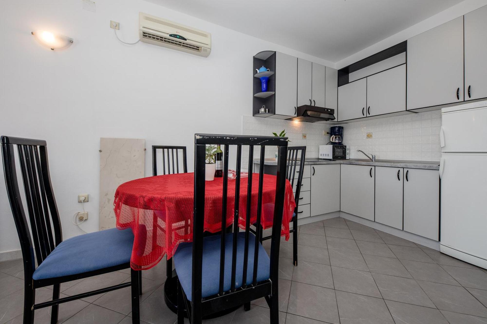 Apartments And Rooms By The Sea Supetarska Draga - Gornja, Rab - 11579 客房 照片