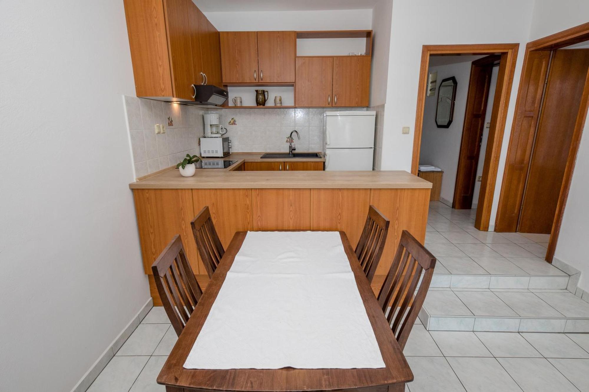 Apartments And Rooms By The Sea Supetarska Draga - Gornja, Rab - 11579 客房 照片